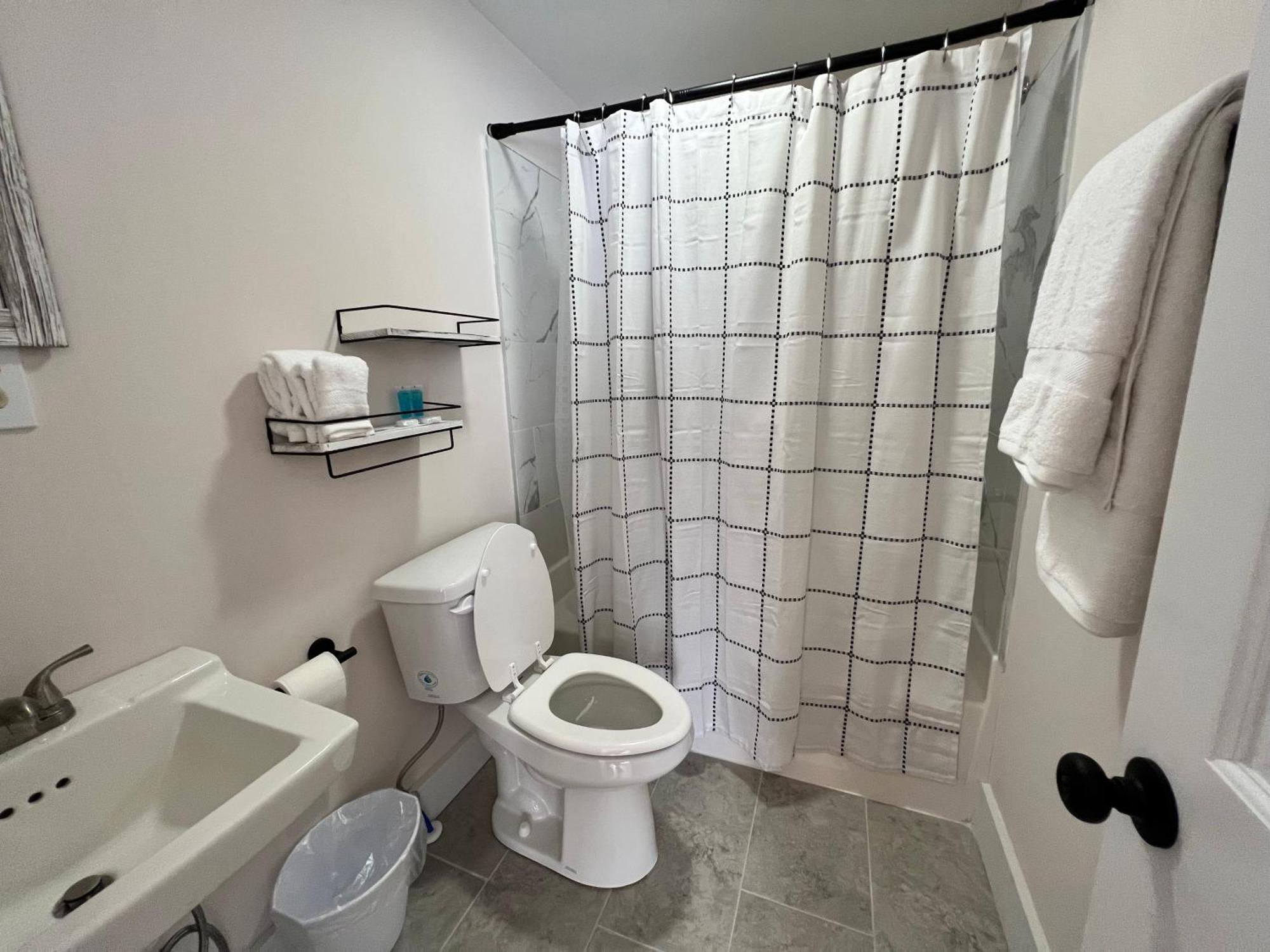 The Washington Inn Galax Стая снимка