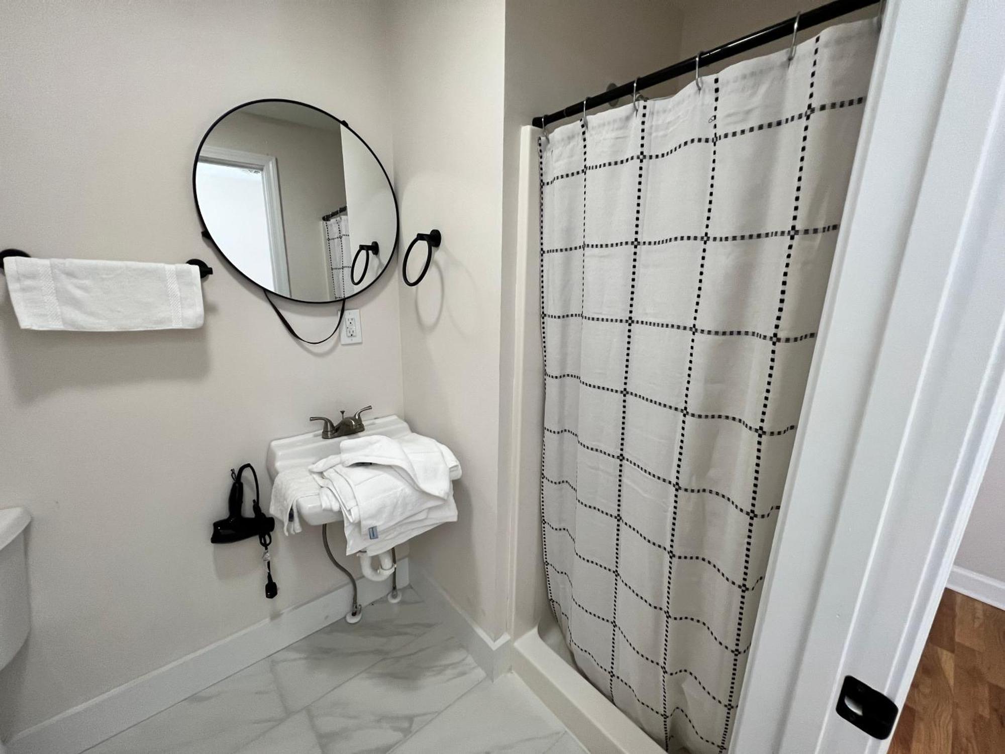 The Washington Inn Galax Стая снимка